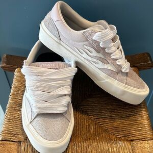 Straye Logan Heat Blush Flames Detail Sneakers Men's Size 10.5 Mens Women’s 12